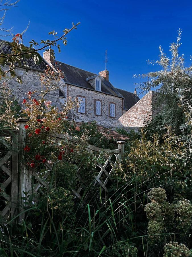 Au 3 La Cour A Tot Villa Regneville-sur-Mer Luaran gambar