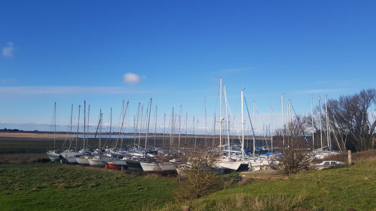 Au 3 La Cour A Tot Villa Regneville-sur-Mer Luaran gambar